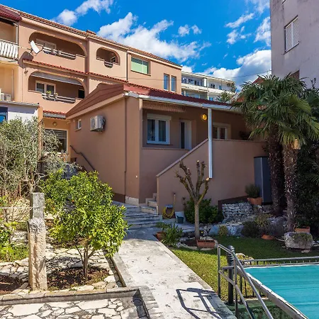 Appartement Mediterranes Nur 300 Meter Zum Sandstrand Mit Meerblick *