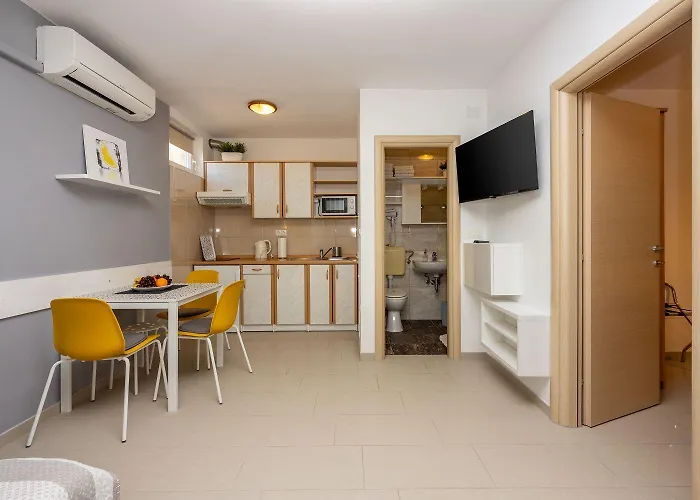 Mediterranes Nur 300 Meter Zum Sandstrand Mit Meerblick